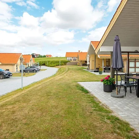 8 Person In Holiday home *